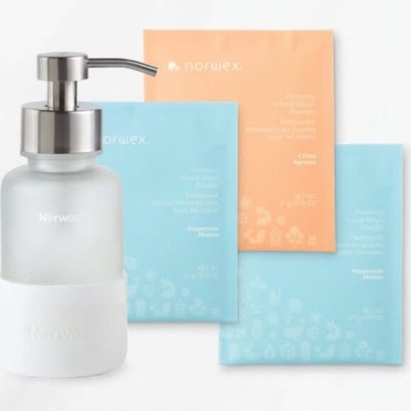Norwex Forever Bottle with Dispenser and   foaming hand wash Powder NWT - Picture 2 of 4